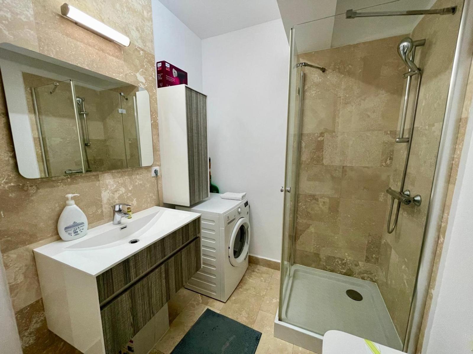 Yamaluxe Apartments - Between The Lakes - Close To Iulius Mall Cluj-Napoca Extérieur photo