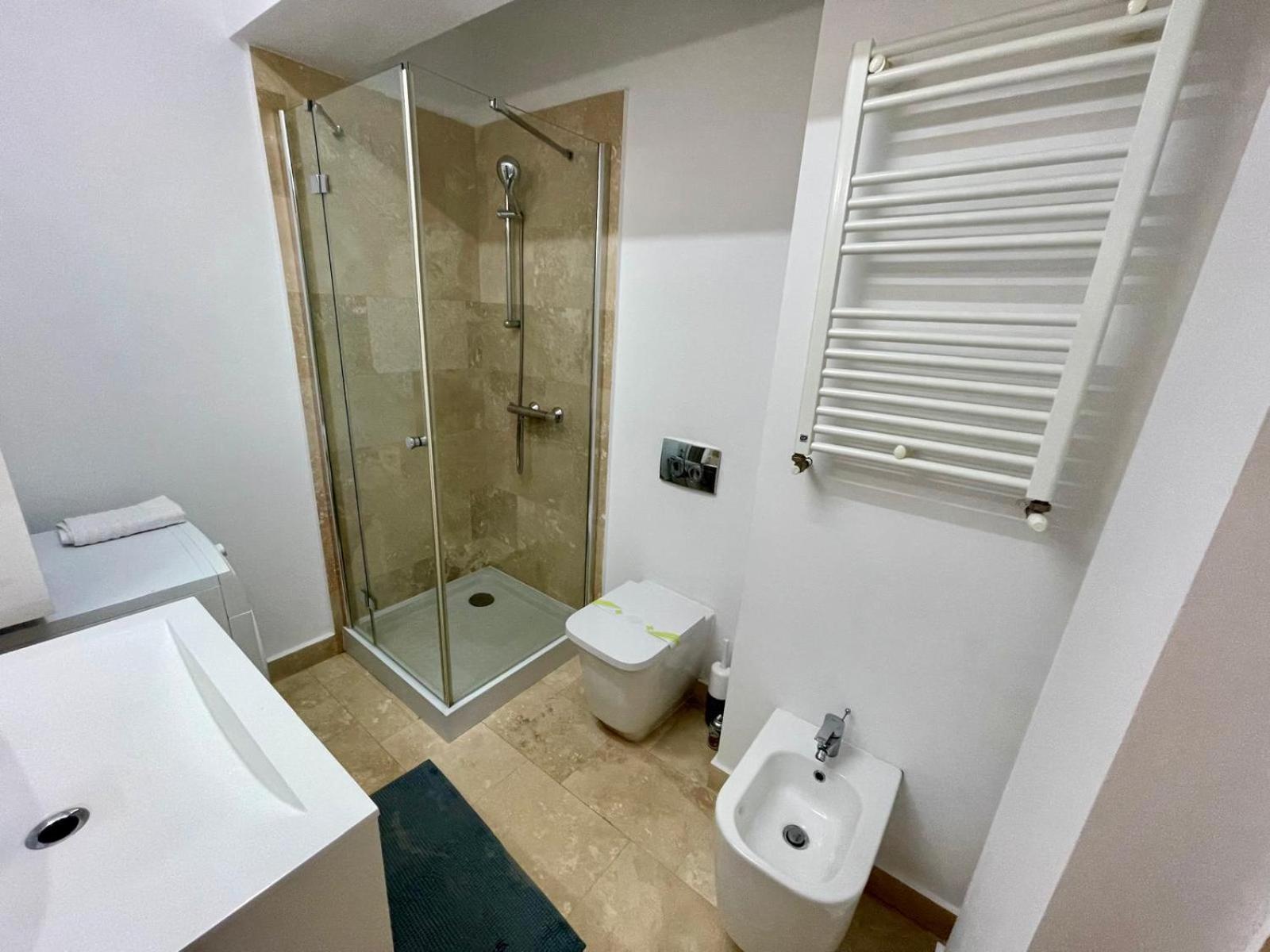 Yamaluxe Apartments - Between The Lakes - Close To Iulius Mall Cluj-Napoca Extérieur photo