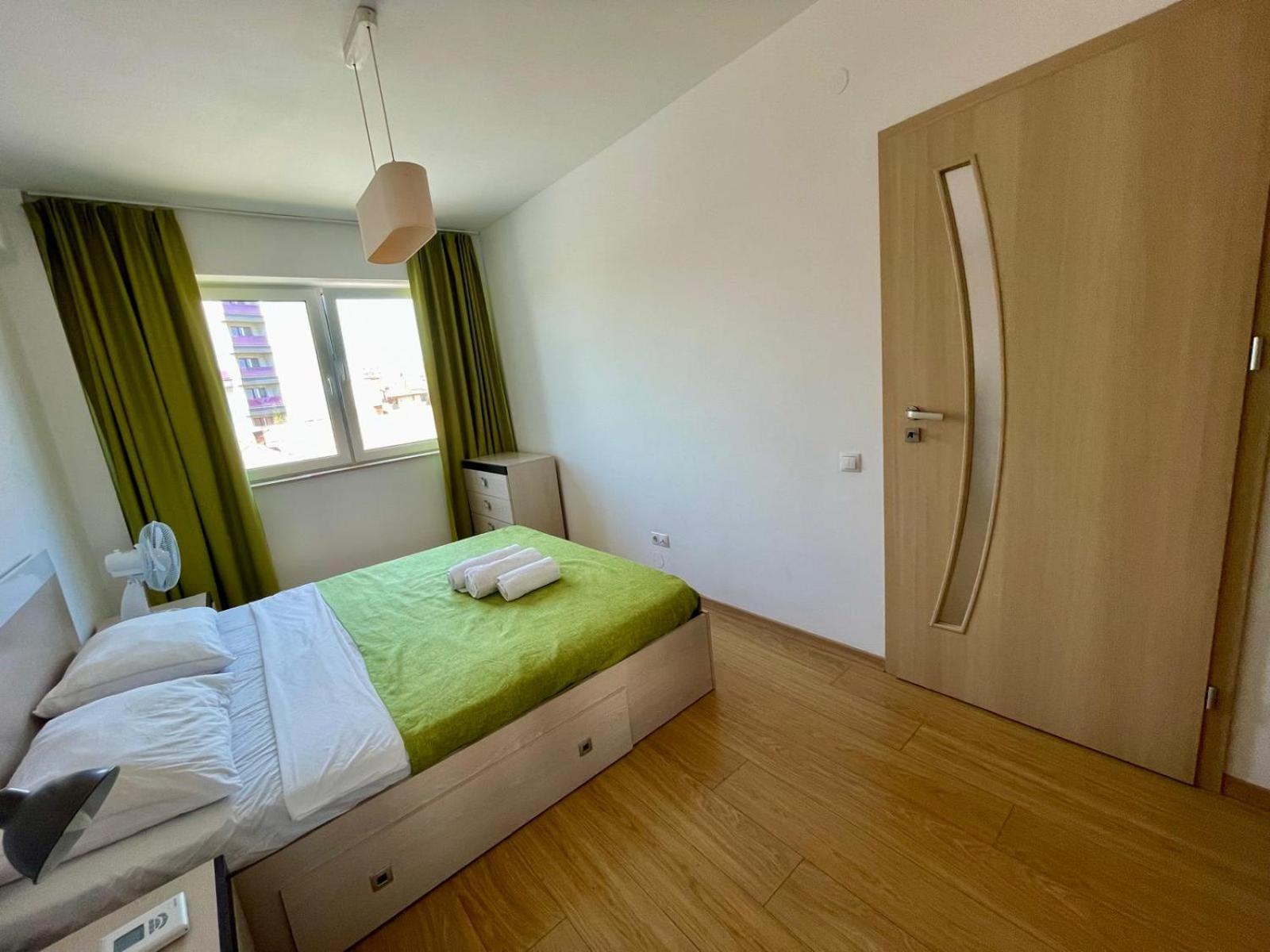 Yamaluxe Apartments - Between The Lakes - Close To Iulius Mall Cluj-Napoca Extérieur photo